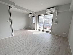 アーバンパーク淡路 2階3LDKのリビング/ダイニング