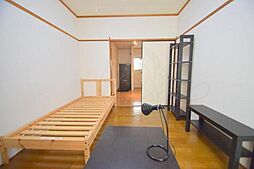 居間