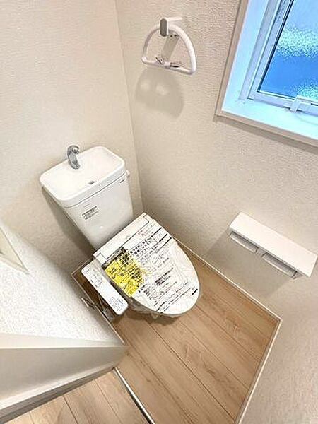 トイレを拡大表示