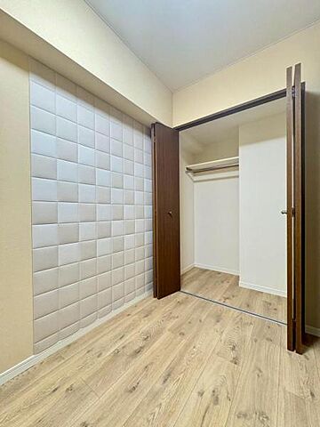 室内 サンロード広瀬川 2階/-