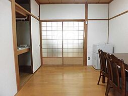 居間