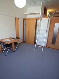 神戸市西神・山手線 上沢駅 徒歩4分の賃貸アパート 2階1Kのリビング/ダイニング