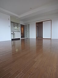 阪急神戸本線 武庫之荘駅 徒歩2分の賃貸マンション 6階1LDKのリビング/ダイニング