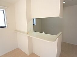 阪神本線 鳴尾・武庫川女子大前駅 徒歩13分の賃貸マンション 2階2LDKのリビング/ダイニング