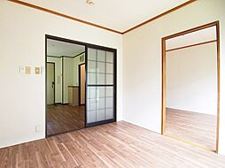 居間