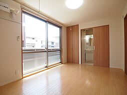 居間