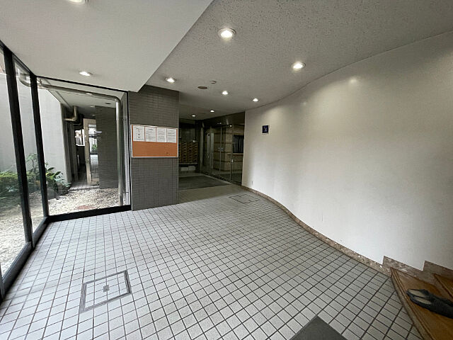 エントランス