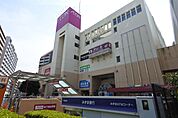 スーパー「イオンまで1400m」