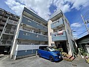 駅前に大型買い物施設があり便利