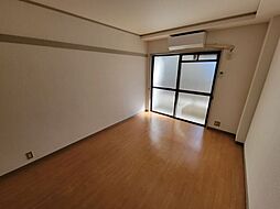 ラ・カーサ・ツリートップス 1階1Kのリビング/ダイニング