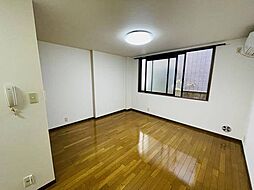 メゾン鶴 1階ワンルームのリビング/ダイニング