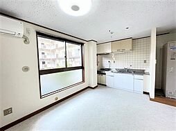 プラトウハウス 2階2DKのリビング/ダイニング