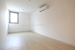 ＡＴＲＥＮ　ＤＥＵ 1階ワンルームのリビング/ダイニング