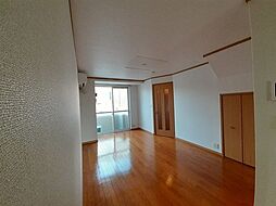 ヴェルメゾンII号館 102 1階2LDKのリビング/ダイニング