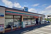セブニレブン横浜川和町店（344m）
