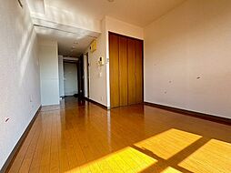 ダジュール 7階1Kのリビング/ダイニング