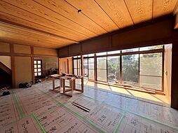 居間