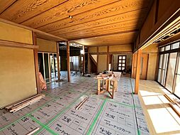 居間