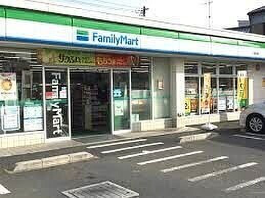 画像20:ファミリーマート川越的場北店 518m