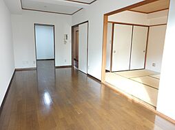 居間