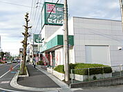 ドラッグセイムス　大宮本郷町店 778m
