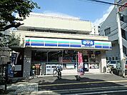 スリーエフ大宮桜木町店 222m