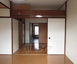 居間
