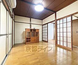 居間