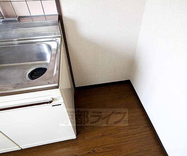 画像13:冷蔵庫を置くスペースのあるキッチンです