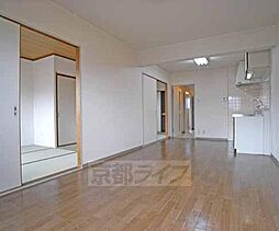 サンパレス 203 2階3LDKのリビング/ダイニング