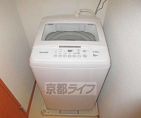 画像17:洗濯機もついてます・