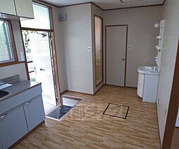 居間