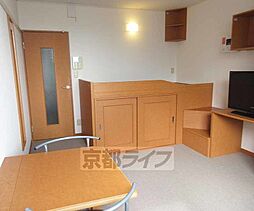 レオパレス比叡 101 1階1Kのリビング/ダイニング