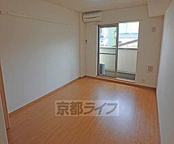 アルカンシェル 103 1階1Kのリビング/ダイニング