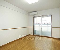 メゾン山城II 203 2階1Kのリビング/ダイニング