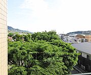 開放感のある室外風景です