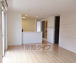 コルヌコピア 202 2階2LDKのリビング/ダイニング