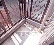 洗濯機が置けます
