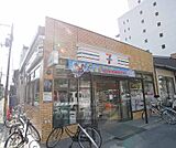 セブンイレブン　京都烏丸六条店まで222m