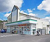 ファミリーマート　そがわ千町店まで335m