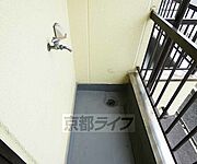 洗濯機はバルコニーへ。