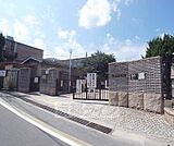 大宅小学校まで754m