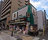 ダックス五条高倉店まで34m 便利な立地
