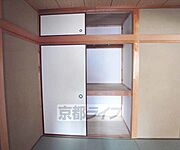 収納も至るところにございます