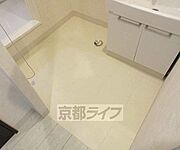 脱衣所広めです