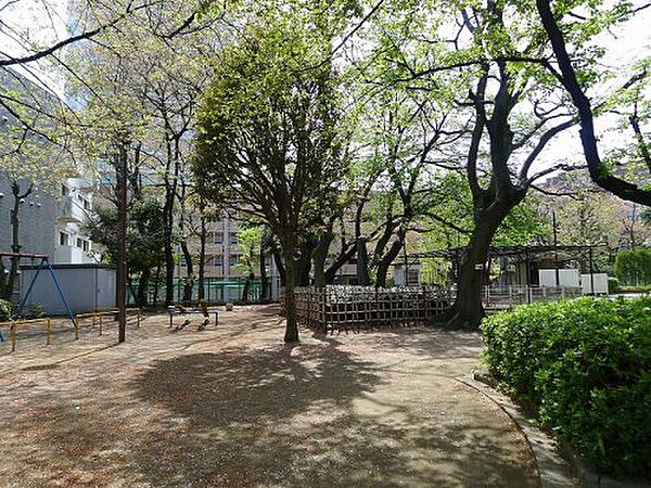 画像20:【公園】巣鴨公園まで414ｍ