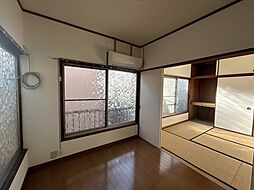 居間
