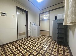 居間