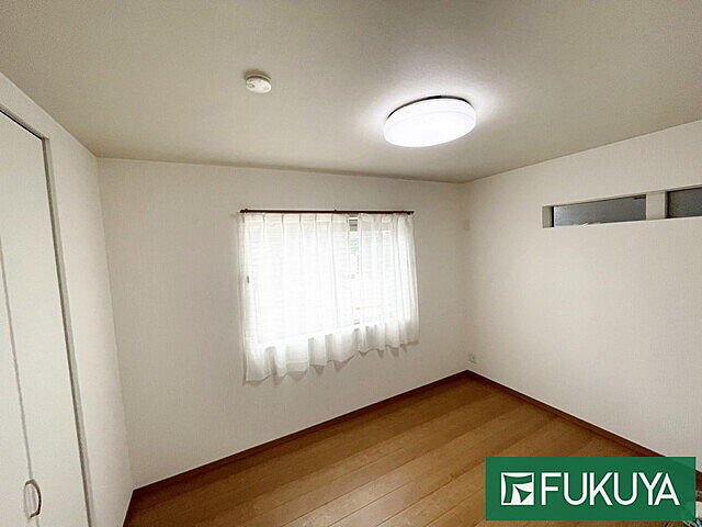 室内 大阪市港区三先1丁目