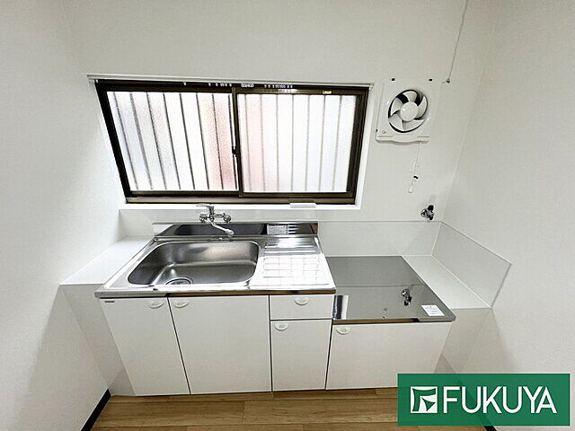 キッチン 大阪市港区市岡3丁目